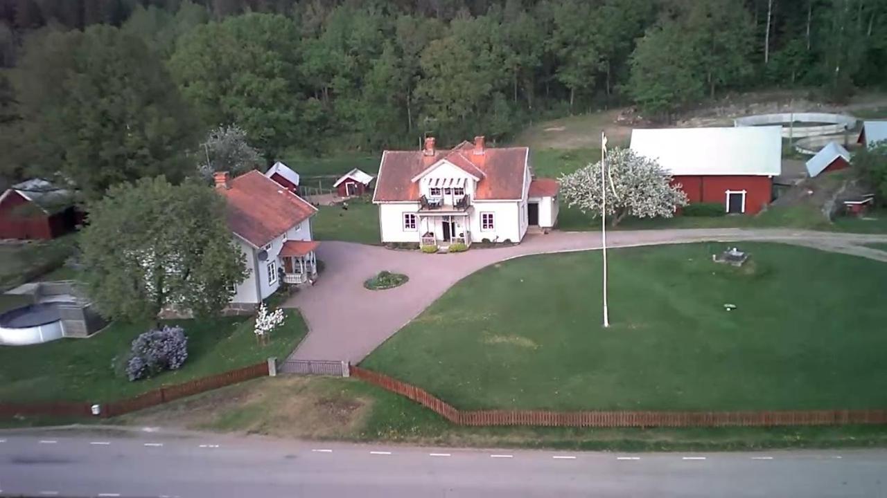 Råshults Gård Villa Vimmerby Exteriör bild
